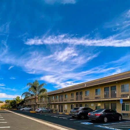 New Star Inn El Monte, Ca - Los Angeles Bagian luar foto