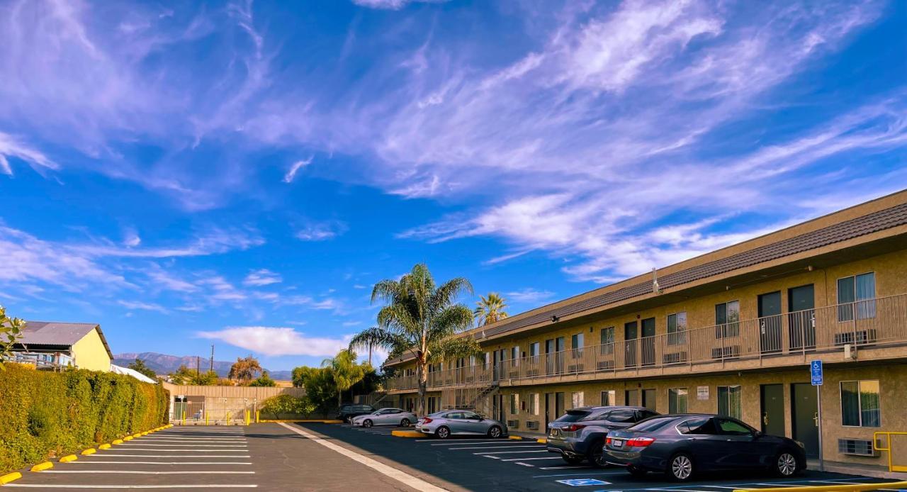 New Star Inn El Monte, Ca - Los Angeles Bagian luar foto